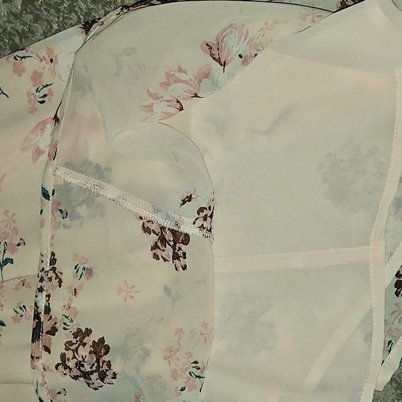 Torrid Blush Pink Floral Chiffon Sharkbite Tunic Cami size Large - Picture 8 of 11
